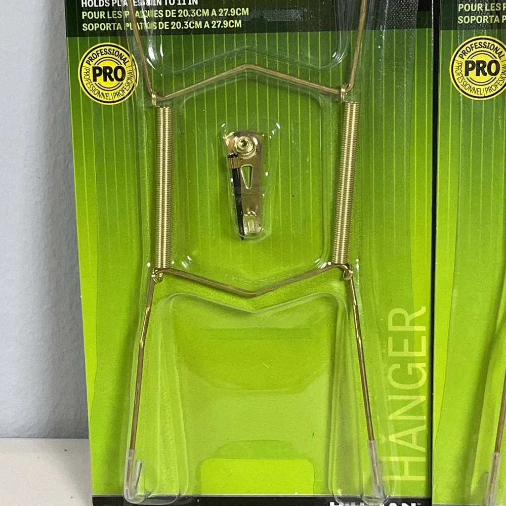 Hillman 122052 Plate Hanger, 8-11 Inch, Soft Tip Brass Lot Of 4 NEW‎